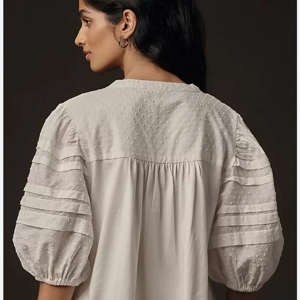Anthropologie  puff-sleeve swing dot White Textured Blouse